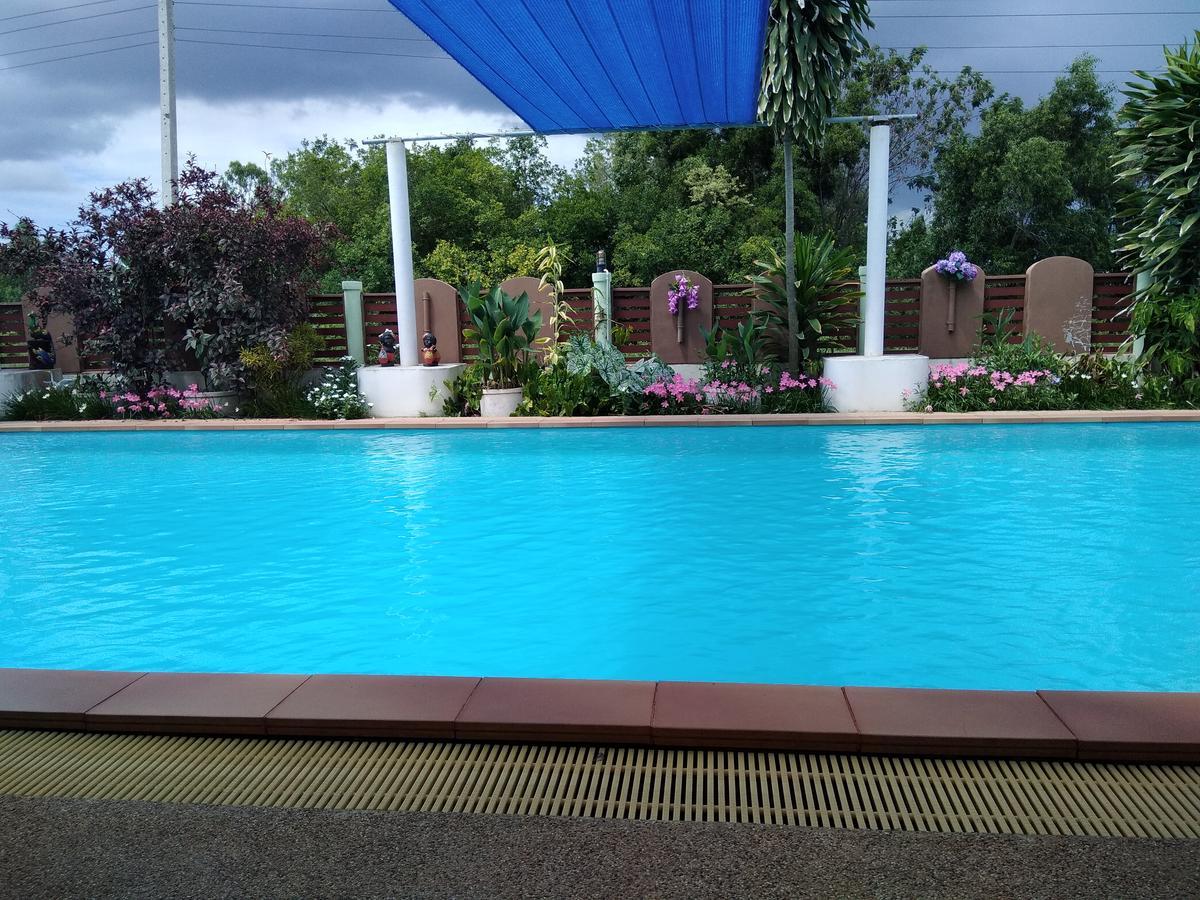 Peace Pool Resort Khun Han Exterior photo